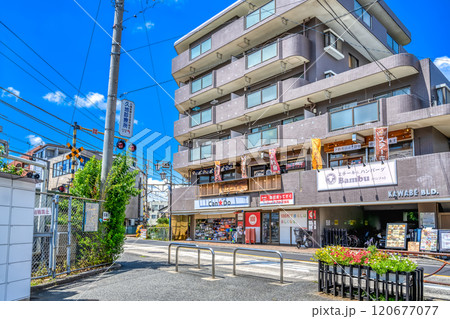 神奈川県川崎市の都市風景　久地駅 120677077