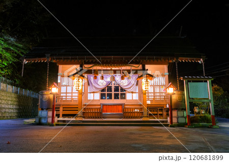 群馬県渋川市 夜の伊香保神社 120681899