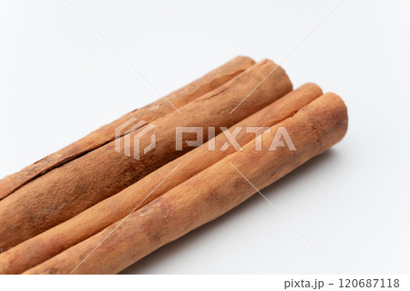 シナモンスティックのクローズアップ 120687118