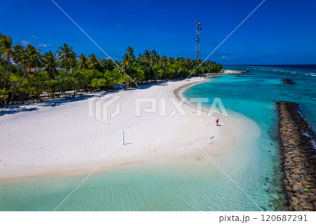View of Fulidhoo island in the Maldives 120687291