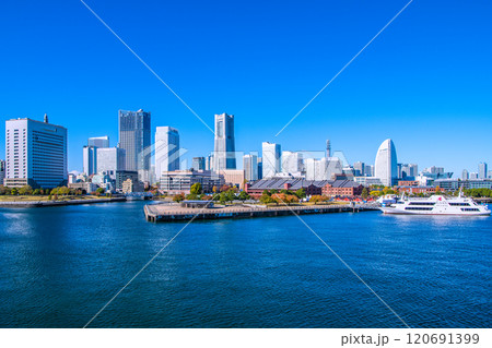 日本の横浜都市景観 富士山やみなとみらいの街などを望む。新たな時代に…=11月28日 日本の横浜都市景観 富士山やみなとみらいの街などを望む。新たな時代に…=11月28日 120691399