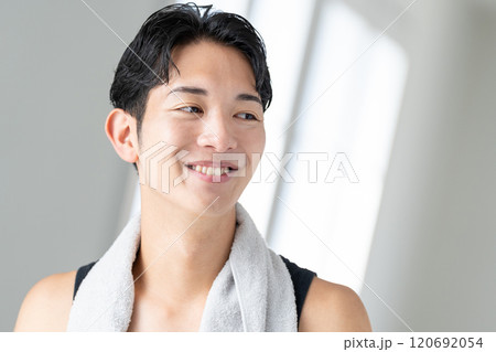 若い男性のビューティーイメージ 120692054