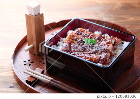うなぎかば焼きそっくり！ちくわのうな重　（ なんちゃってうなぎ ） 120693036