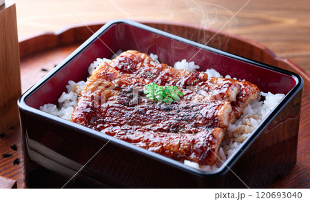 うなぎかば焼きそっくり！ちくわのうな重　（ なんちゃってうなぎ ） 120693040
