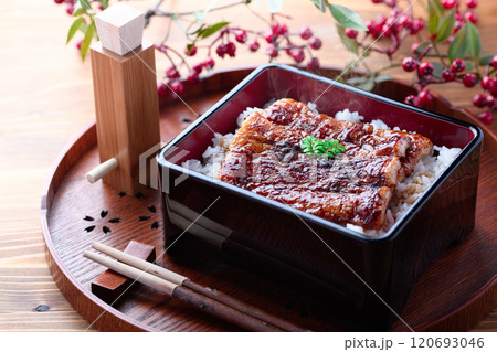 うなぎかば焼きそっくり!ちくわのうな重 ( なんちゃってうなぎ ) うなぎかば焼きそっくり!ちくわのうな重 ( なんちゃってうなぎ ) 120693046