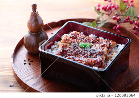 うなぎかば焼きそっくり!ちくわのうな重 ( なんちゃってうなぎ ) うなぎかば焼きそっくり!ちくわのうな重 ( なんちゃってうなぎ ) 120693064