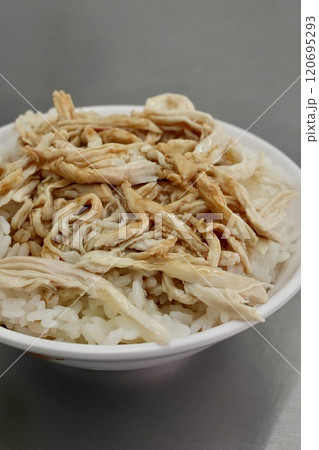 雞絲飯(ジースー飯) 雞絲飯(ジースー飯) 120695293