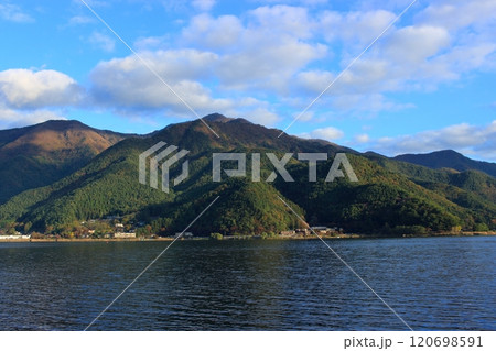 秋の河口湖周辺 秋の河口湖周辺 120698591