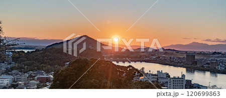 犬山成田山から見た夕暮れの景色 犬山成田山から見た夕暮れの景色 120699863