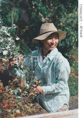 剪定枝と業者 120700021