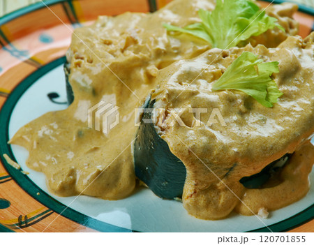 Salmon with creamy mustard sauce 120701855