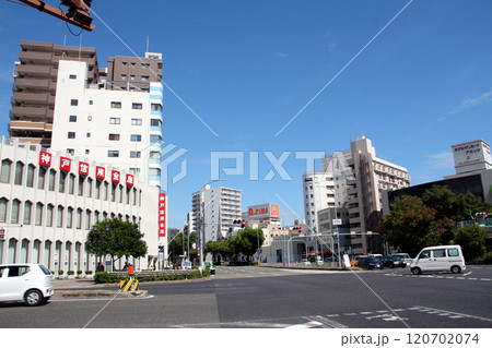 神戸新開地の大開通り 120702074