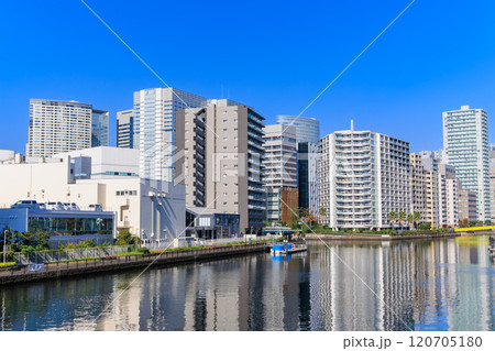東京　品川区　新東海橋から見た 天王洲運河 120705180