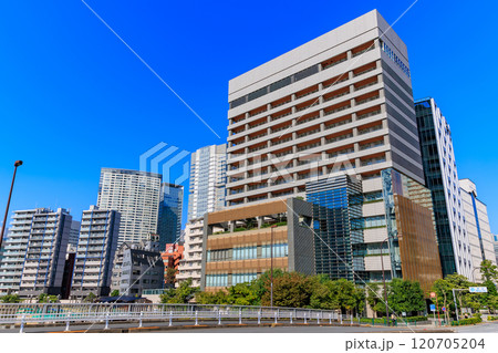 東京　品川区　天王洲運河沿いに立つ高層マンション 120705204