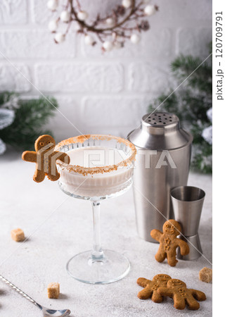 Christmas winter creamy cocktail eggnog 120709791