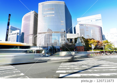 数寄屋橋交差点から見た風景 120711873