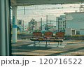 誰もいないベンチ 120716522