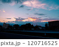 真っ赤な夕焼け 120716525