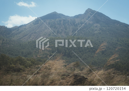 バリ島のキンタマーニにあるバトゥール山 バリ島のキンタマーニにあるバトゥール山 120720154