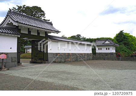 小田原城の馬出門【神奈川県小田原市】 120720975
