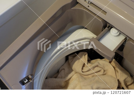 洗濯機の柔軟剤投入口 120721607