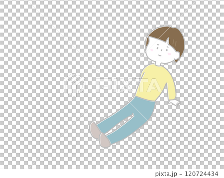 のんびり座っている女性 120724434