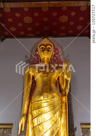 タイの有名寺院、ワット・ポー散策 タイの有名寺院、ワット・ポー散策 120725517