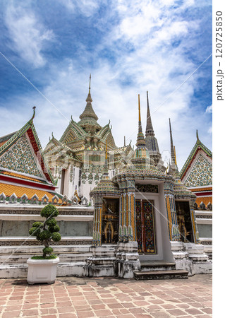 タイの有名寺院、ワット・ポー散策 120725850