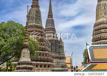 タイの有名寺院、ワット・ポー散策 タイの有名寺院、ワット・ポー散策 120725857