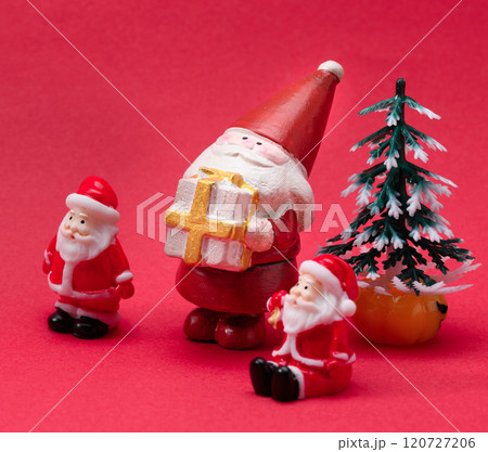 サンタさん （ クリスマスイメージ ） 120727206