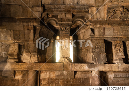 Discovering the mesmerizing beauty of Noravank monastery in Armenias red mountain landscape 120728615
