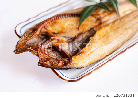 焼魚　ホッケの開き 120731631