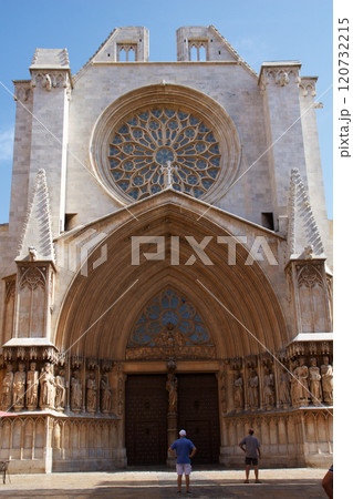 TARRAGONA, SPAIN - AUG 28th, 2017: One of most famous places of province Tarragona Catedral de Santa Maria 120732215