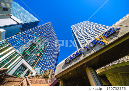 日本の東京都市景観　渋谷アクシュや渋谷クロスタワーなどを望む＝25日 120732376