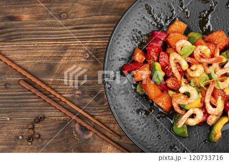 Fried prawns on a plate. 120733716