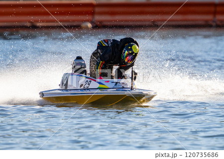 疾走するボートレース 疾走するボートレース 120735686