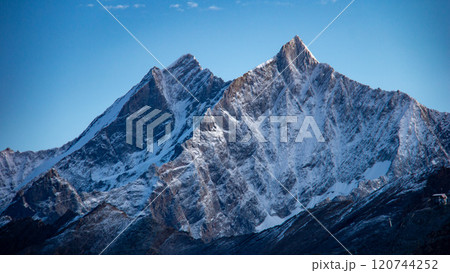 ローテンボーデンからミシャベル連峰の絶景 ドムとティッシュ スイス ツェルマット ローテンボーデンからミシャベル連峰の絶景 ドムとティッシュ スイス ツェルマット 120744252