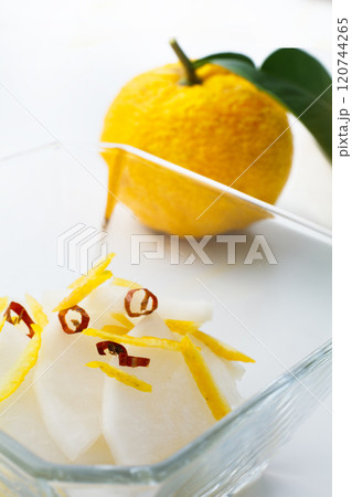 柚子大根　家庭料理 120744265