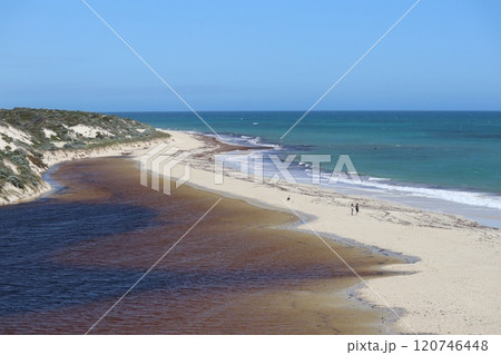 Moore River Estuary　Australia 120746448