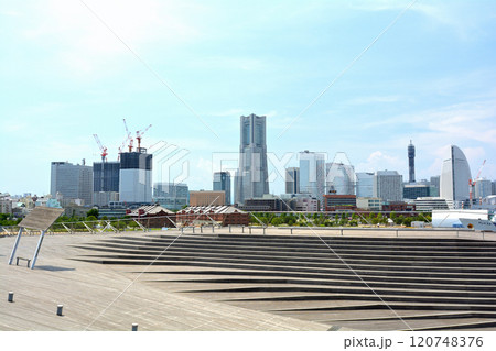 横浜 120748376