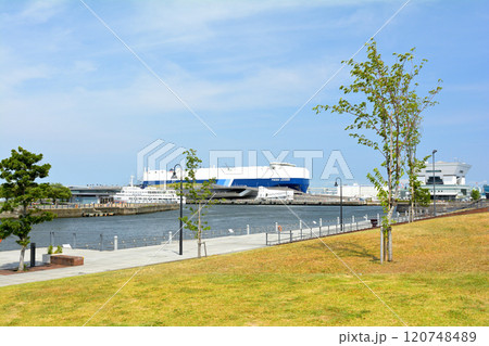 横浜 120748489