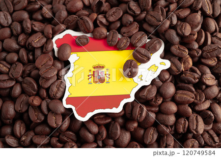 Spain flag with shopping cart box on coffee beans, shopping online for imxport xmport. Spain flag with shopping cart box on coffee beans, shopping online for imxport xmport. 120749584