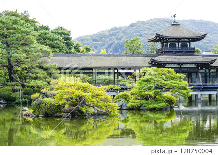 平安神宮(11月)　東神苑「泰平閣」 120750004