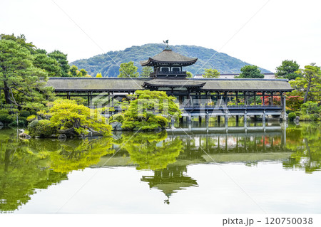 平安神宮(11月)　東神苑「泰平閣」 120750038