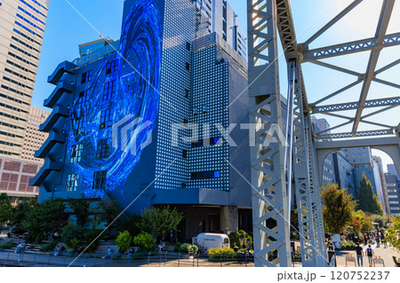 東京 品川区 天王洲アイルの都市風景 天王洲ふれあい橋 東京 品川区 天王洲アイルの都市風景 天王洲ふれあい橋 120752237