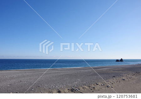 新潟県糸魚川市　親不知海水浴場 120753681