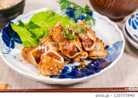 柿のジューシー肉巻き 柿のジューシー肉巻き 120755940