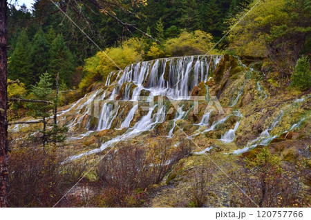 中国の世界遺産　黄龍 120757766