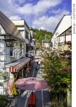 別所温泉　北向観音参道　長野県上田市 120758136