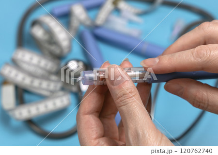 Ozempic Insulin injection pen or insulin cartridge pen for diabetics. 120762740